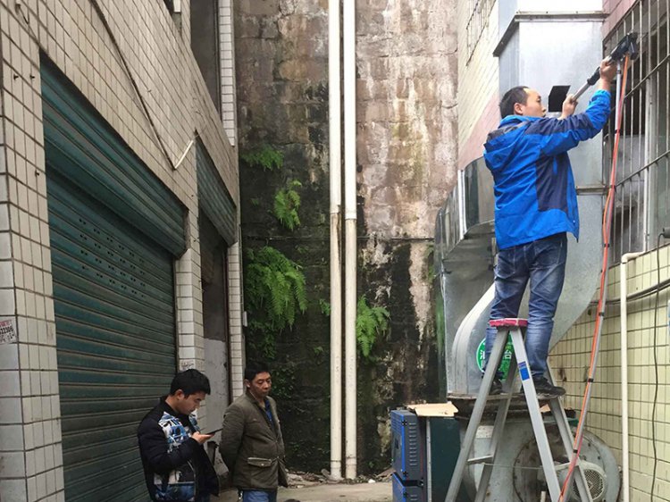 成都(dōu)油煙(yān)淨化(huà)一(yī)體(tǐ)機(jī)結構中的(de)三部分(fēn)性能(néng)