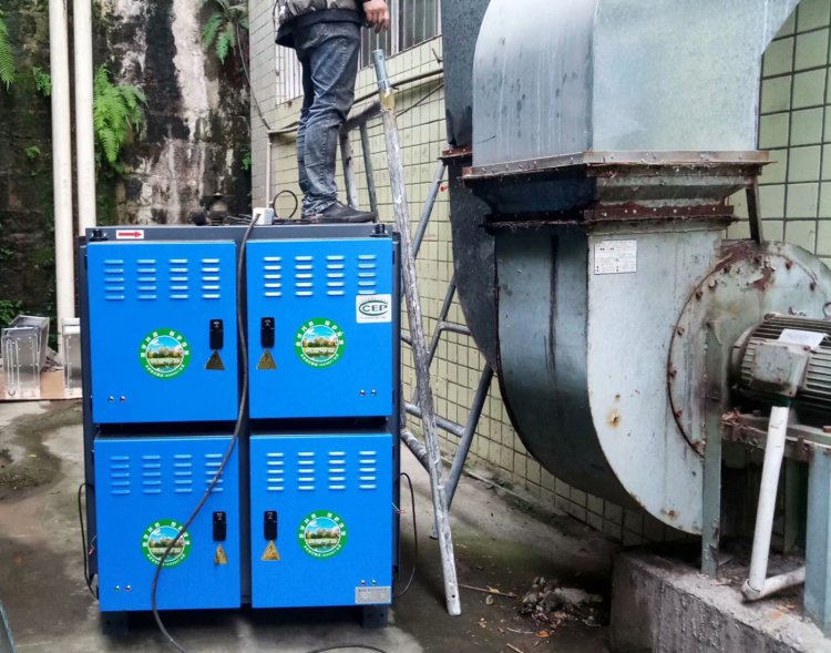 餐飲廚房(fáng)油煙(yān)淨化(huà)器(qì)