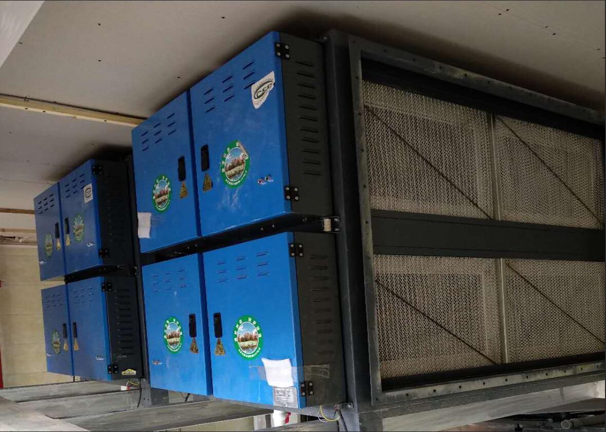 中央廚房(fáng)油煙(yān)淨化(huà)治理(lǐ)&mdash;&mdash;昆明(míng)某廚房(fáng)